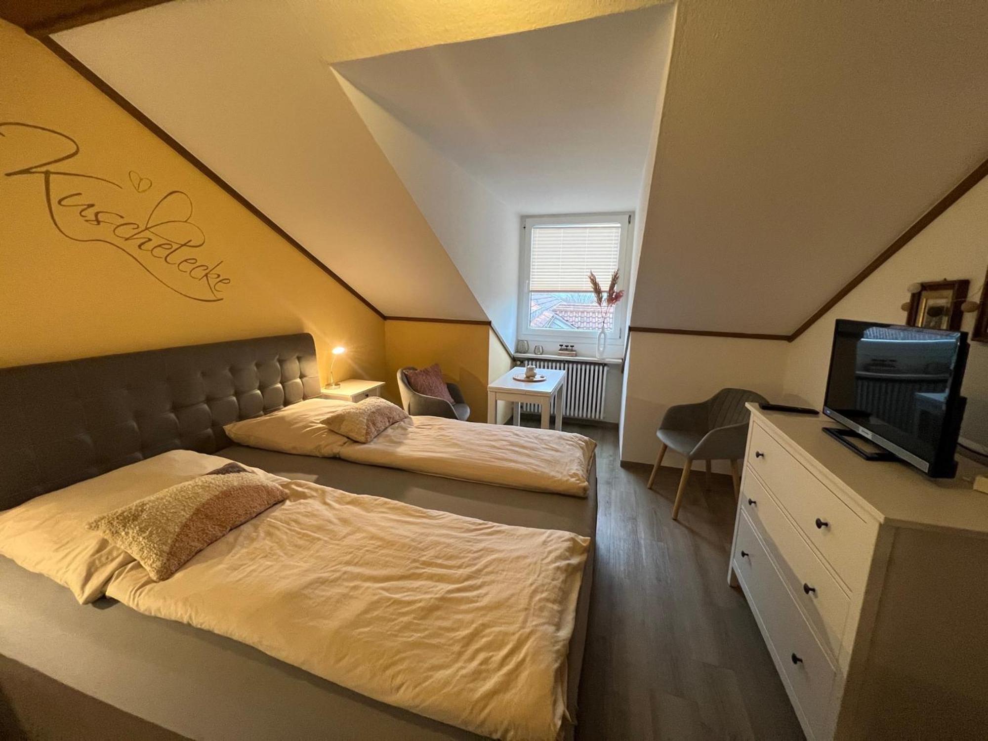 באד גריסבאך Appartement Mit Bademantelgang Zur Wohlfuehltherme מראה חיצוני תמונה